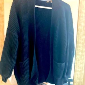 Oversized black knit sweater